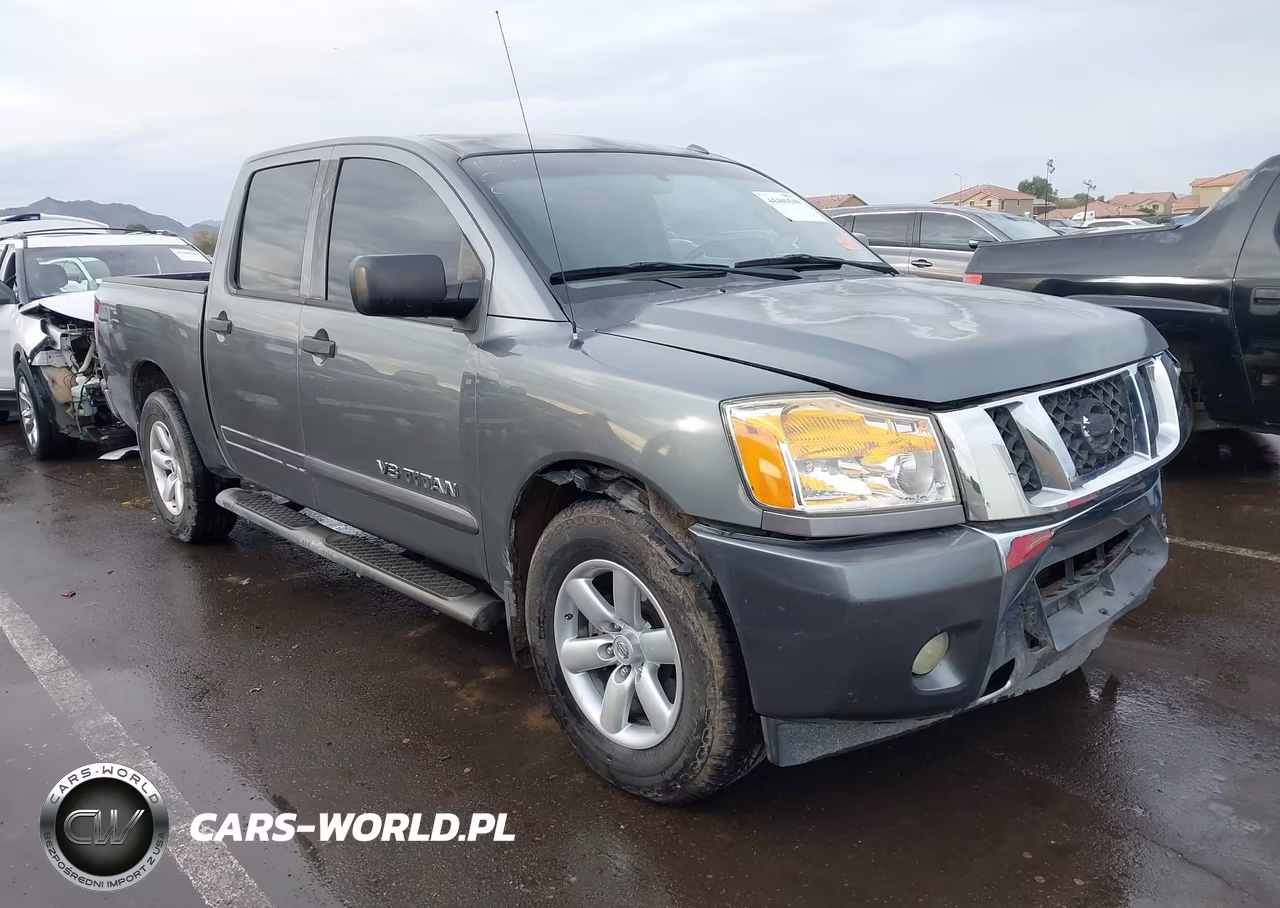 2013 Nissan Titan Sv