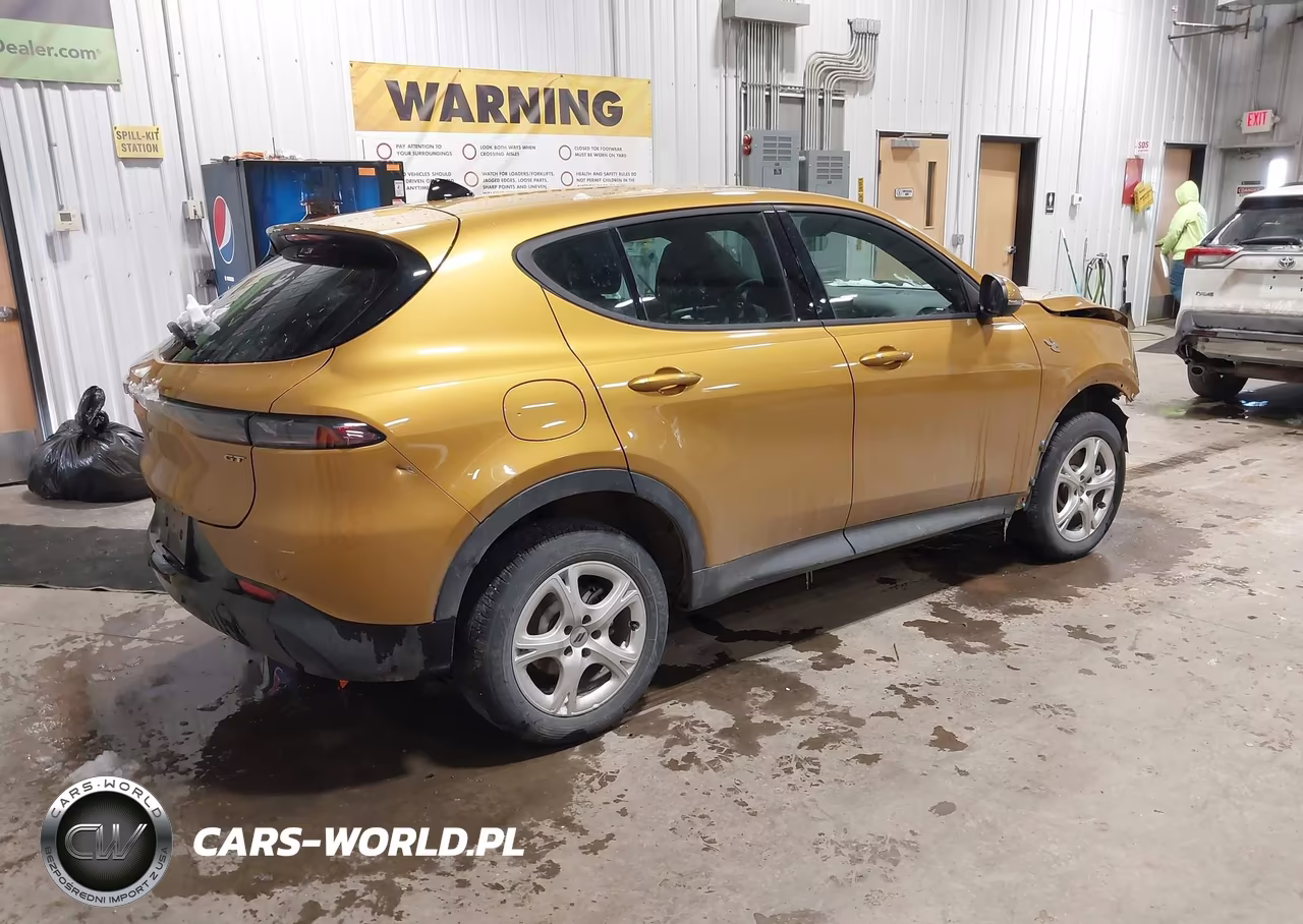2024 Dodge Hornet Gt Awd VIN:ZACNDFAN5R3A44324 - 4