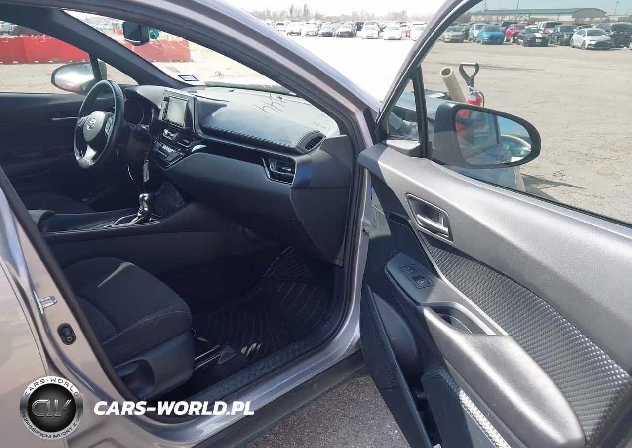 2018 Toyota C-Hr Xle VIN:NMTKHMBX9JR044515 - 5