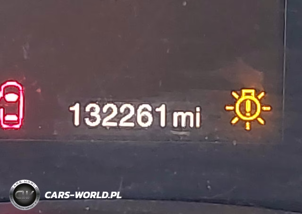2016 Jeep Renegade 75Th Anniversary VIN:ZACCJBBTXGPE04375 - 16