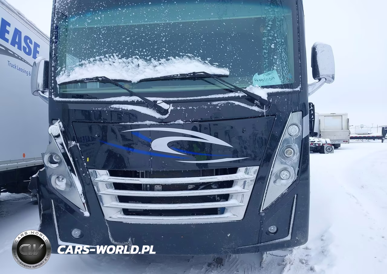 2020 Ford F53 VIN:1F66F5DN2L0A15912 - 10