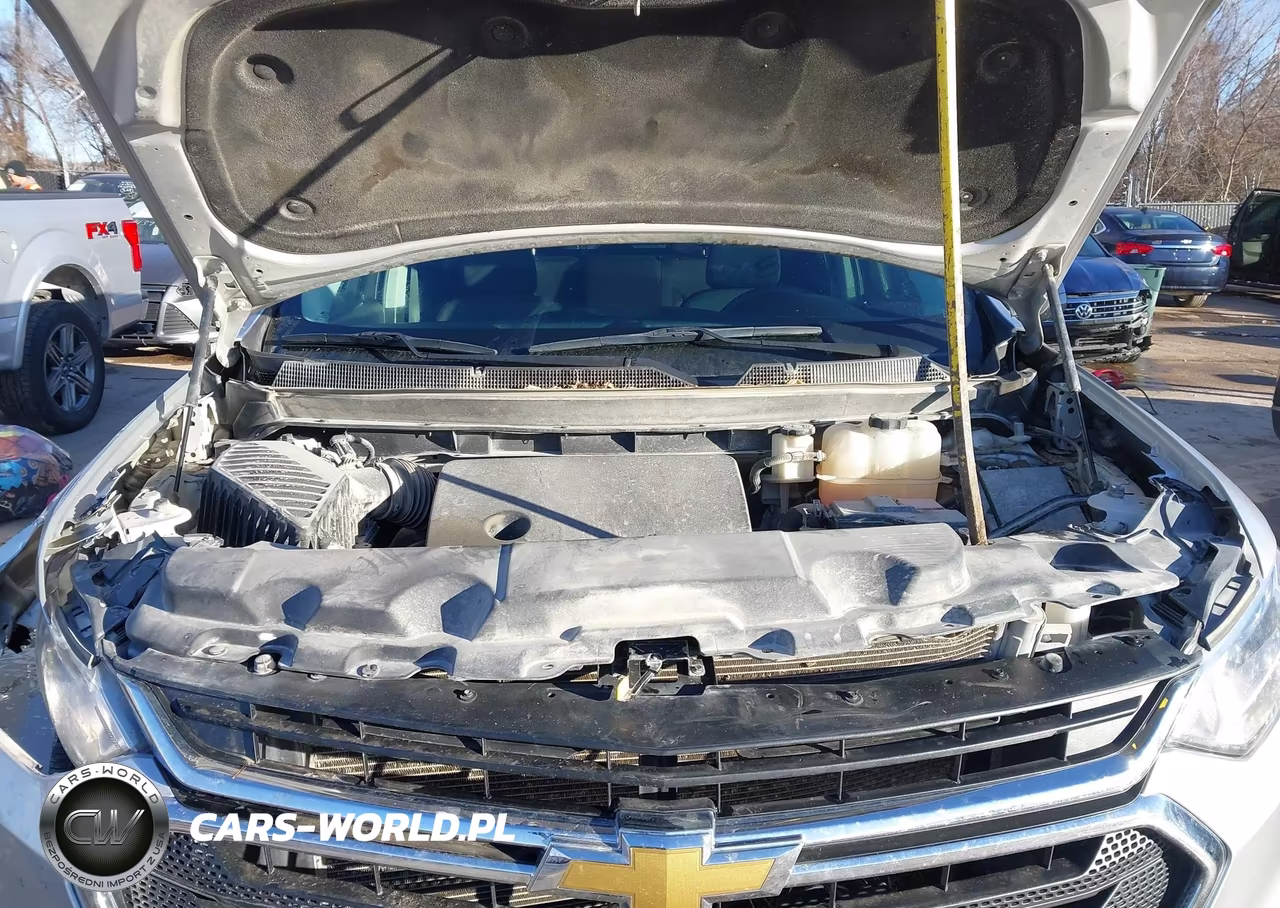 2020 Chevrolet Traverse Fwd Ls VIN:1GNERFKW1LJ267153 - 10