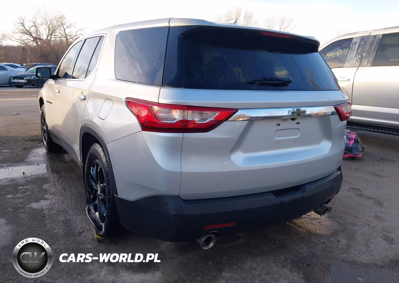 2020 Chevrolet Traverse Fwd Ls VIN:1GNERFKW1LJ267153 - 3