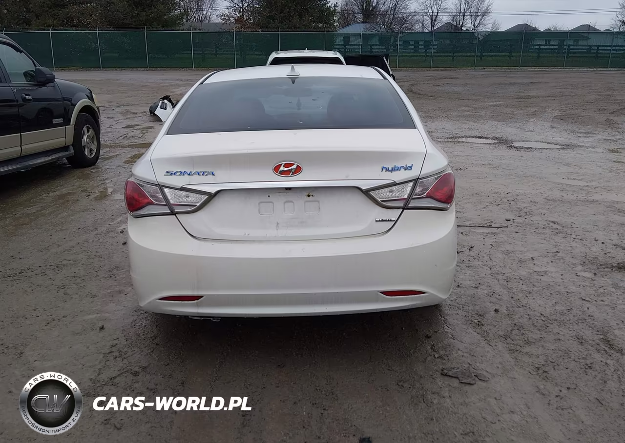 2013 Hyundai Sonata Hybrid Limited VIN:KMHEC4A4XDA092655 - 16