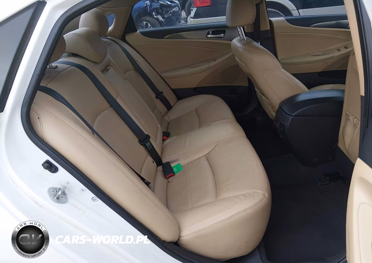 2013 Hyundai Sonata Hybrid Limited VIN:KMHEC4A4XDA092655 - 8