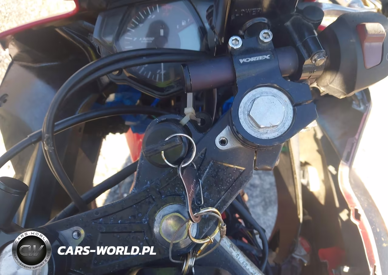 2015 Yamaha Yzfr3 VIN:MH3RH06Y2FK004840 - 11