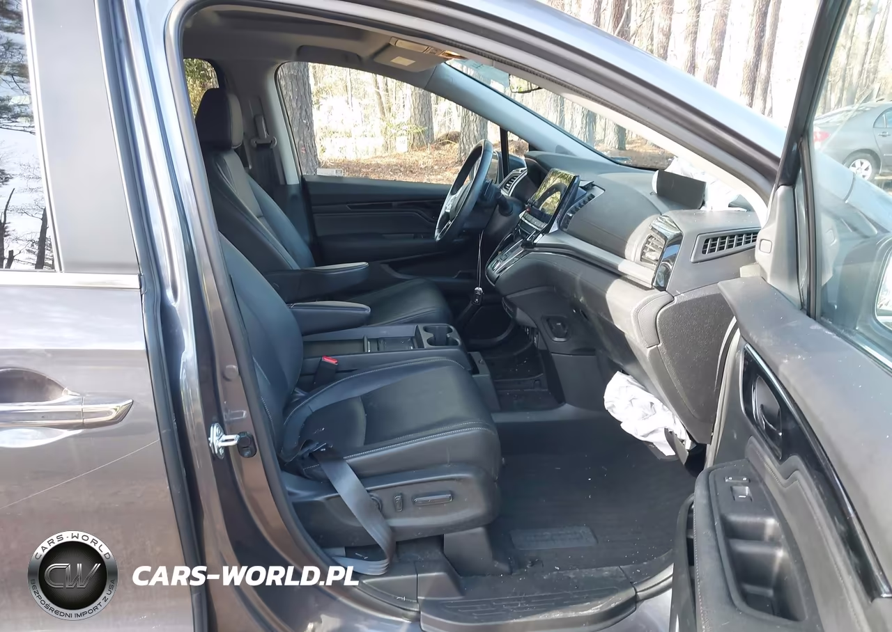 2023 Honda Odyssey Touring VIN:5FNRL6H87PB005588 - 5