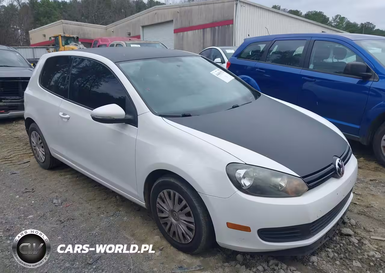 2013 Volkswagen Golf 2.5L 2-Door