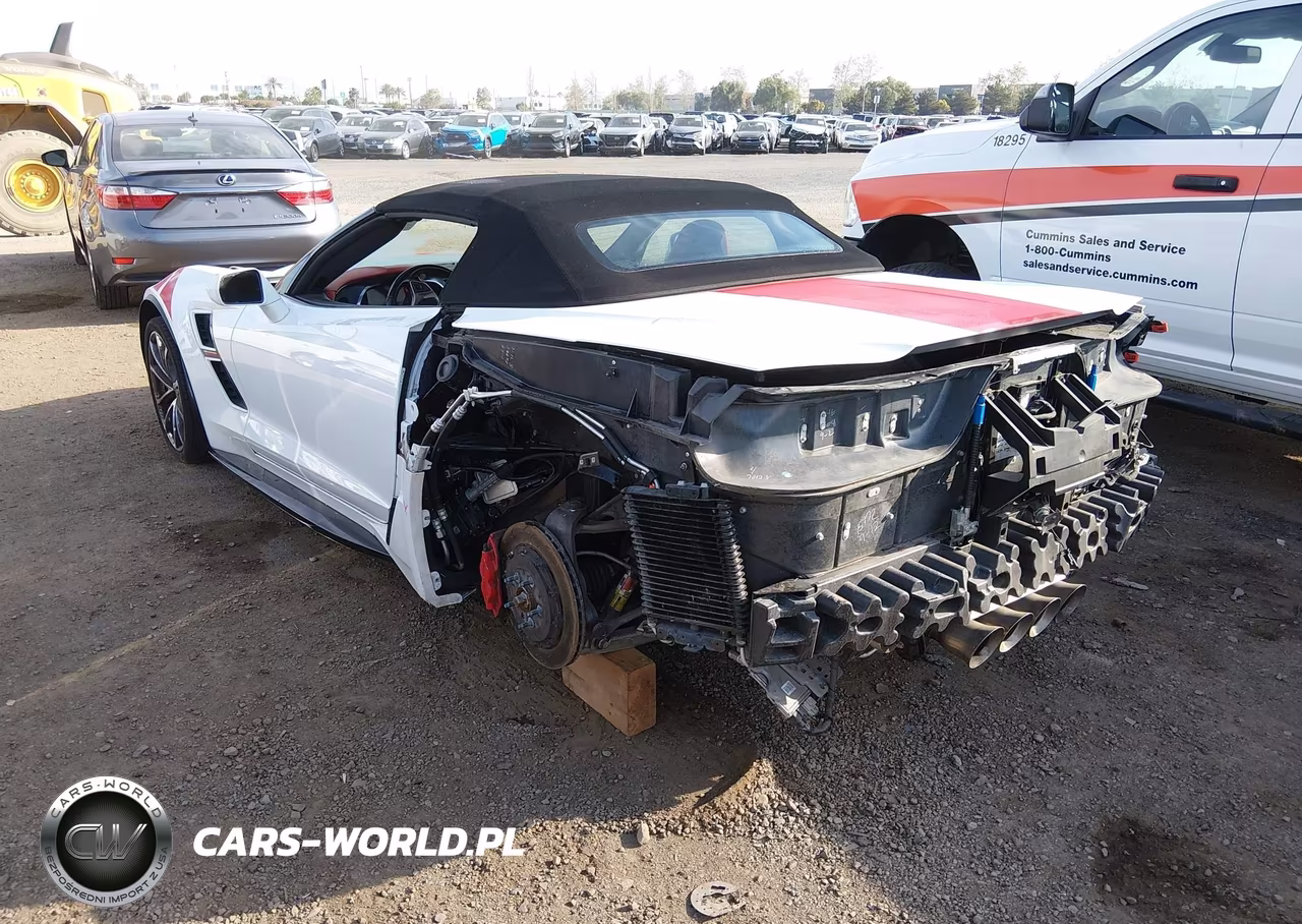 2017 Chevrolet Corvette Grand Sport VIN:1G1Y13D78H5107913 - 3