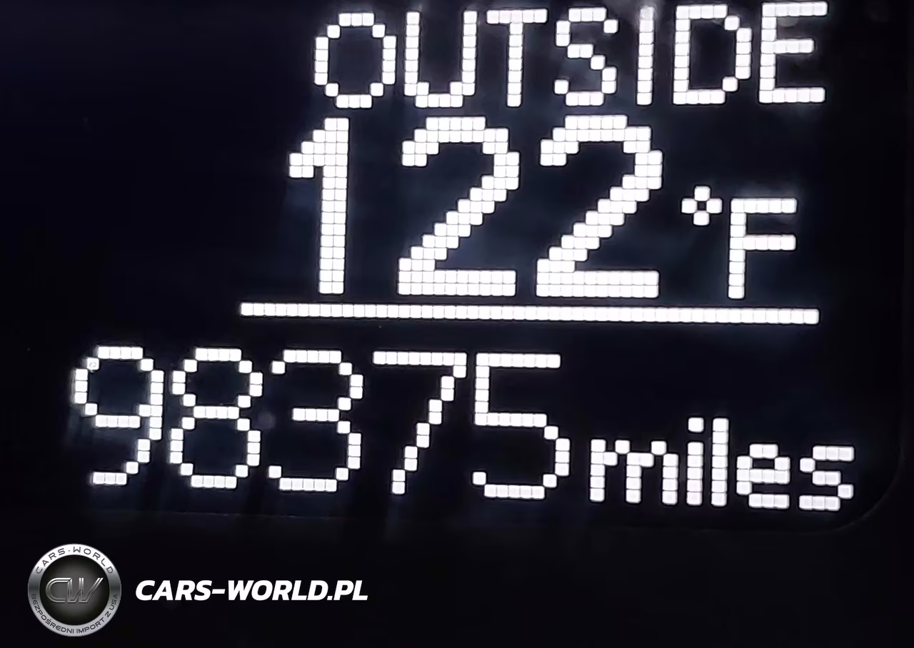 2017 Toyota Corolla Le VIN:2T1BURHE8HC930585 - 15