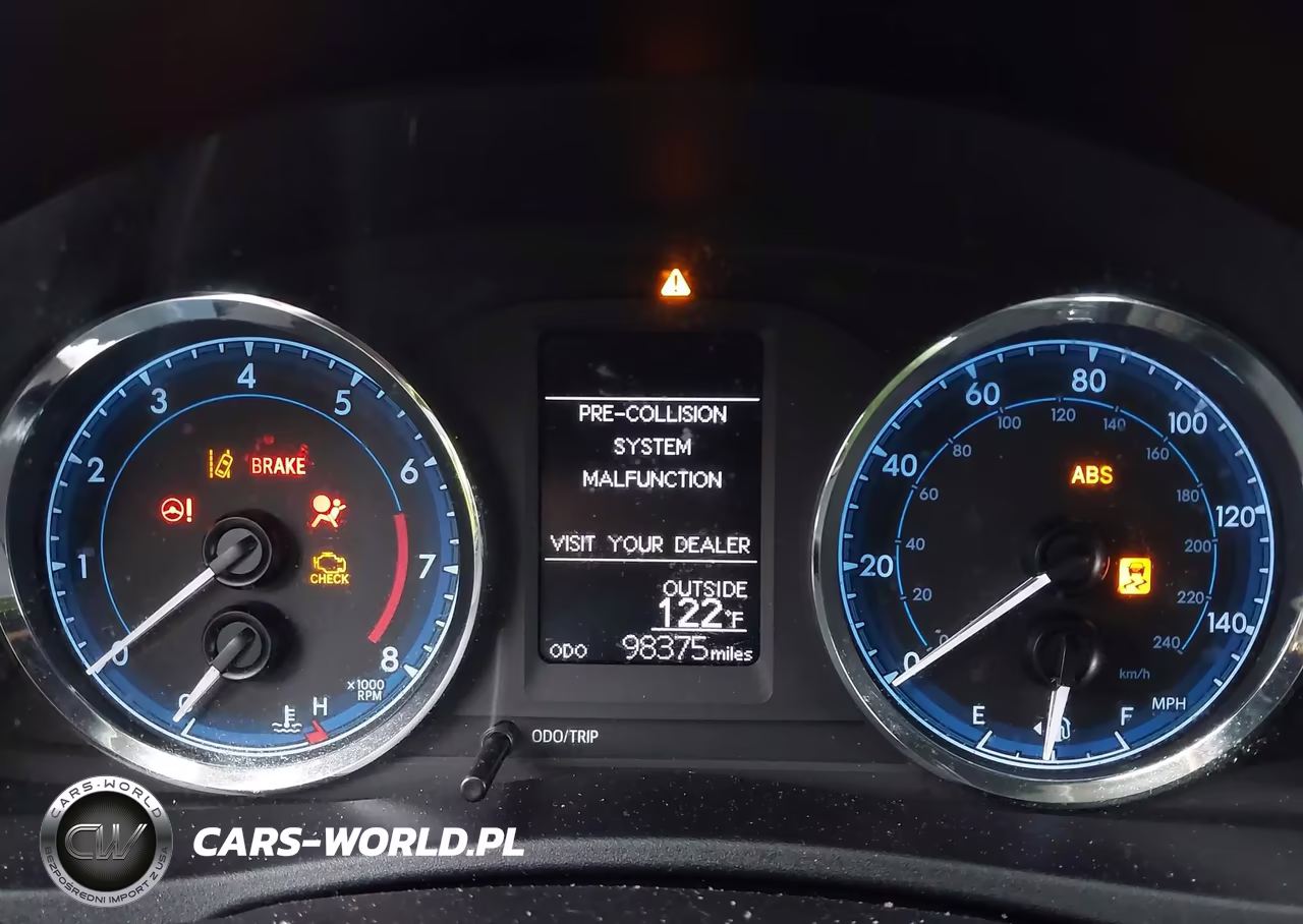 2017 Toyota Corolla Le VIN:2T1BURHE8HC930585 - 7
