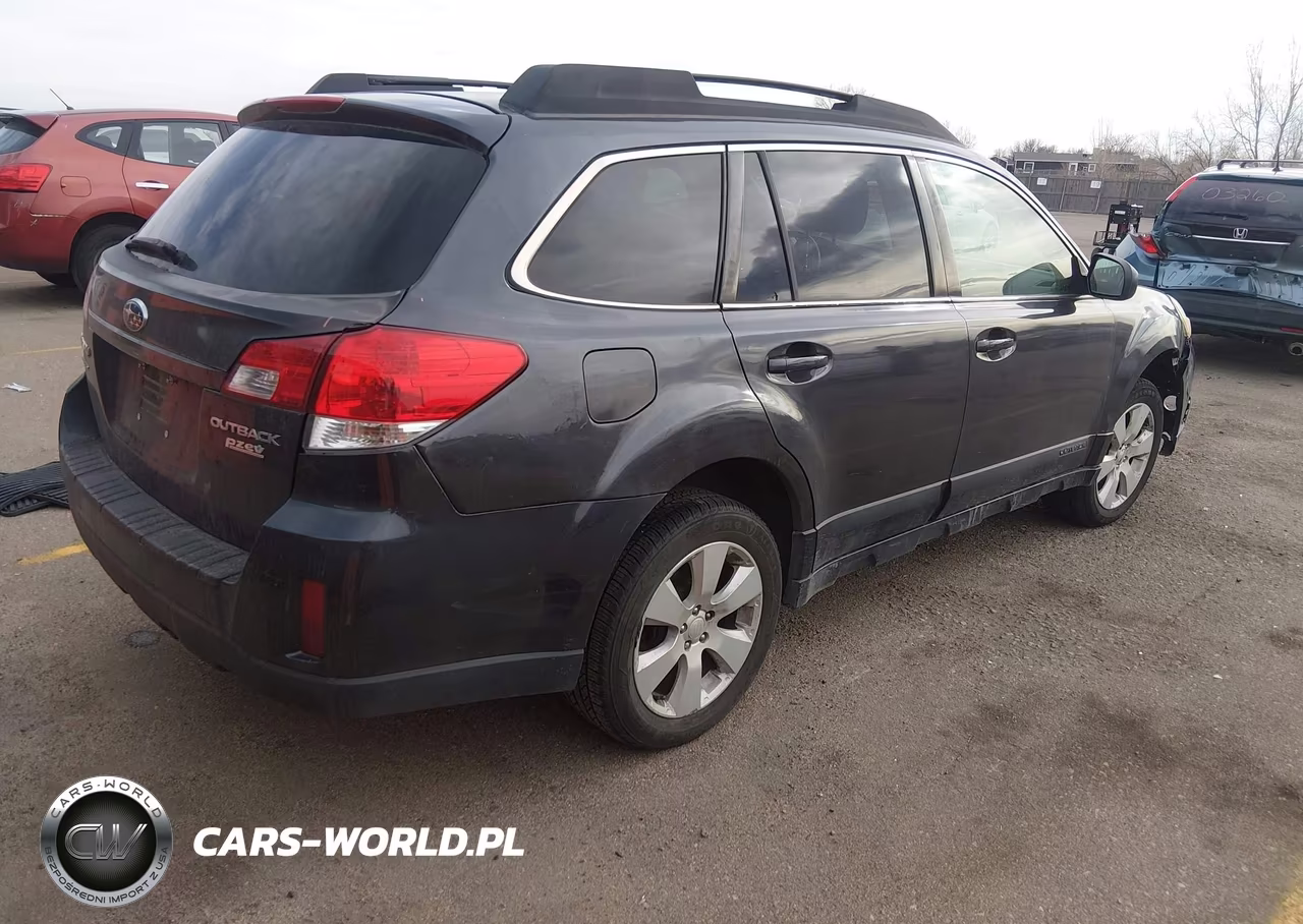 2010 Subaru Outback 2.5I Premium VIN:4S4BRBCC2A3349236 - 4