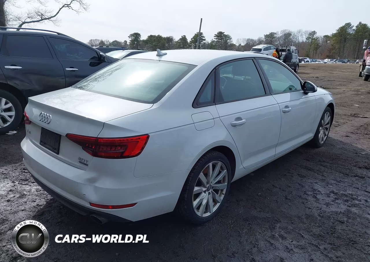 2017 Audi A4 2.0T Premium VIN:WAUANAF48HA180594 - 4