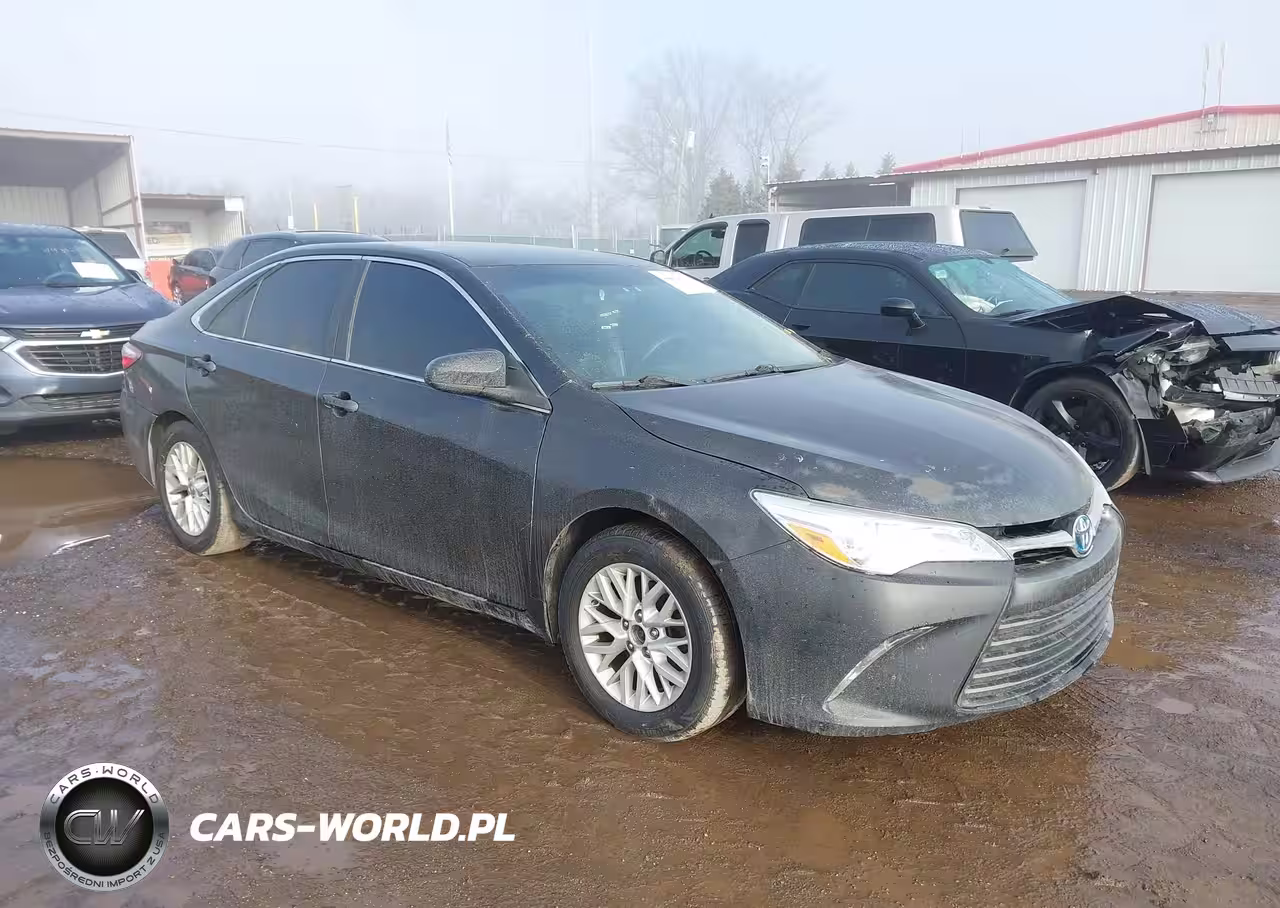 2015 Toyota Camry Hybrid Le