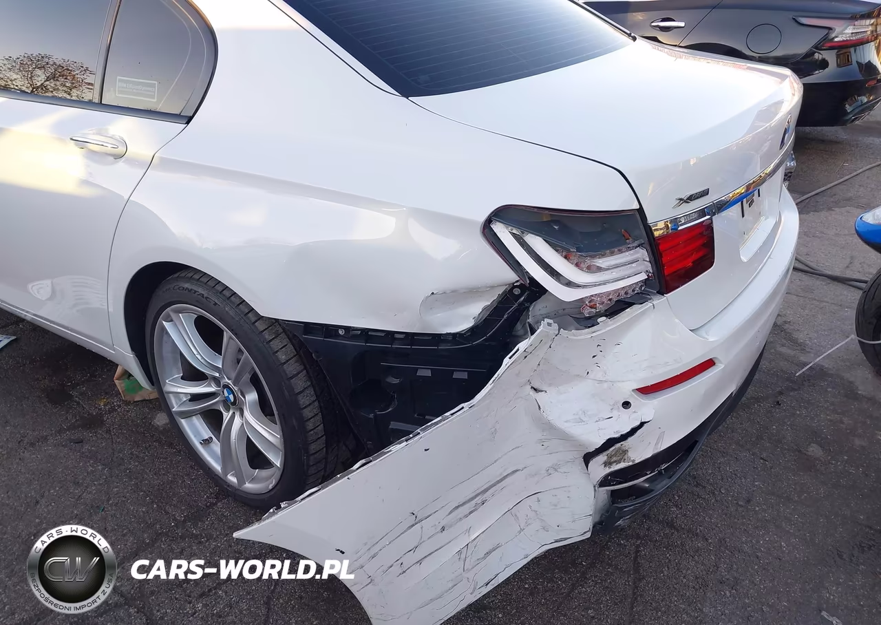 2013 BMW 740Li xDrive VIN:WBAYF4C59DDE23772 - 6