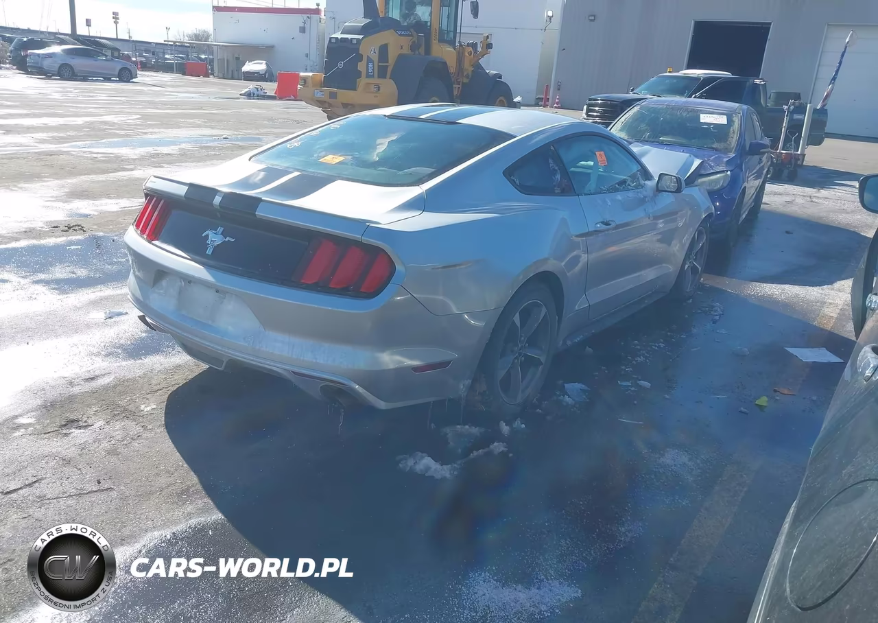 2015 Ford Mustang V6 VIN:1FA6P8AM9F5401103 - 4