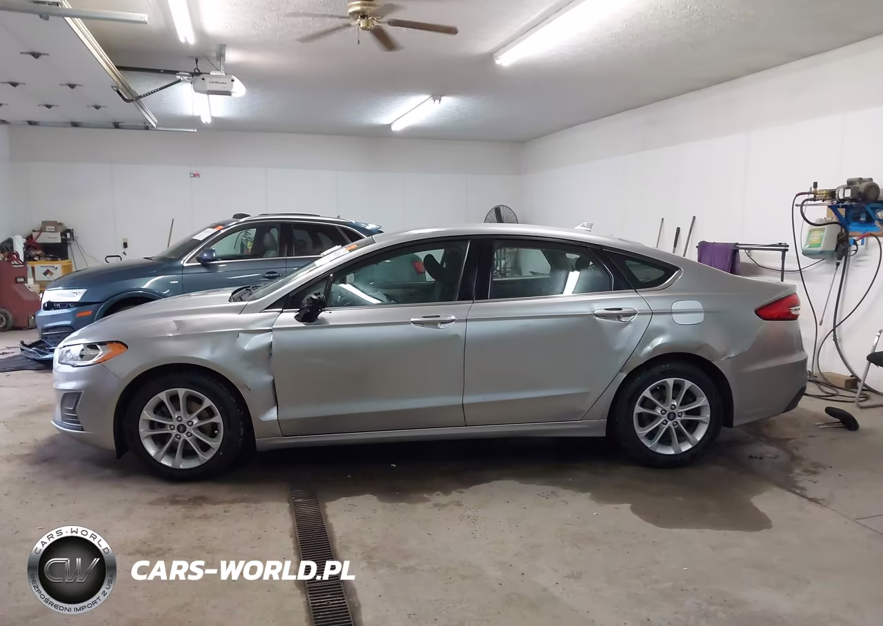 2020 Ford Fusion Se VIN:3FA6P0HDXLR155226 - 15