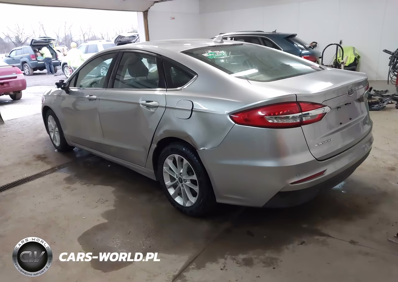2020 Ford Fusion Se VIN:3FA6P0HDXLR155226 - 3