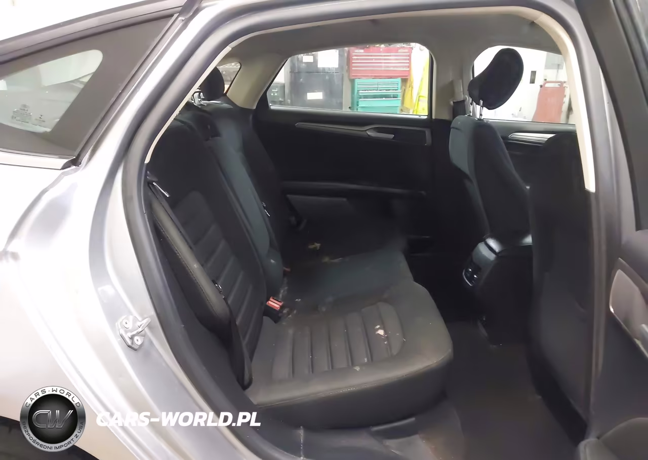 2020 Ford Fusion Se VIN:3FA6P0HDXLR155226 - 8