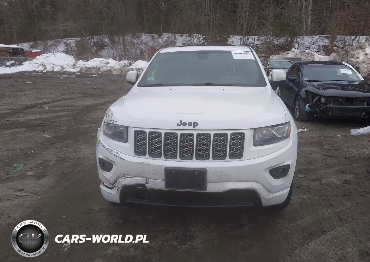 2015 Jeep Grand Cherokee Altitude VIN:1C4RJFAGXFC720755 - 12