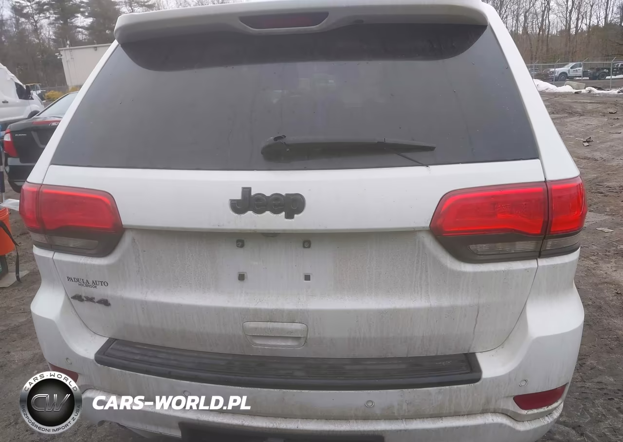 2015 Jeep Grand Cherokee Altitude VIN:1C4RJFAGXFC720755 - 16