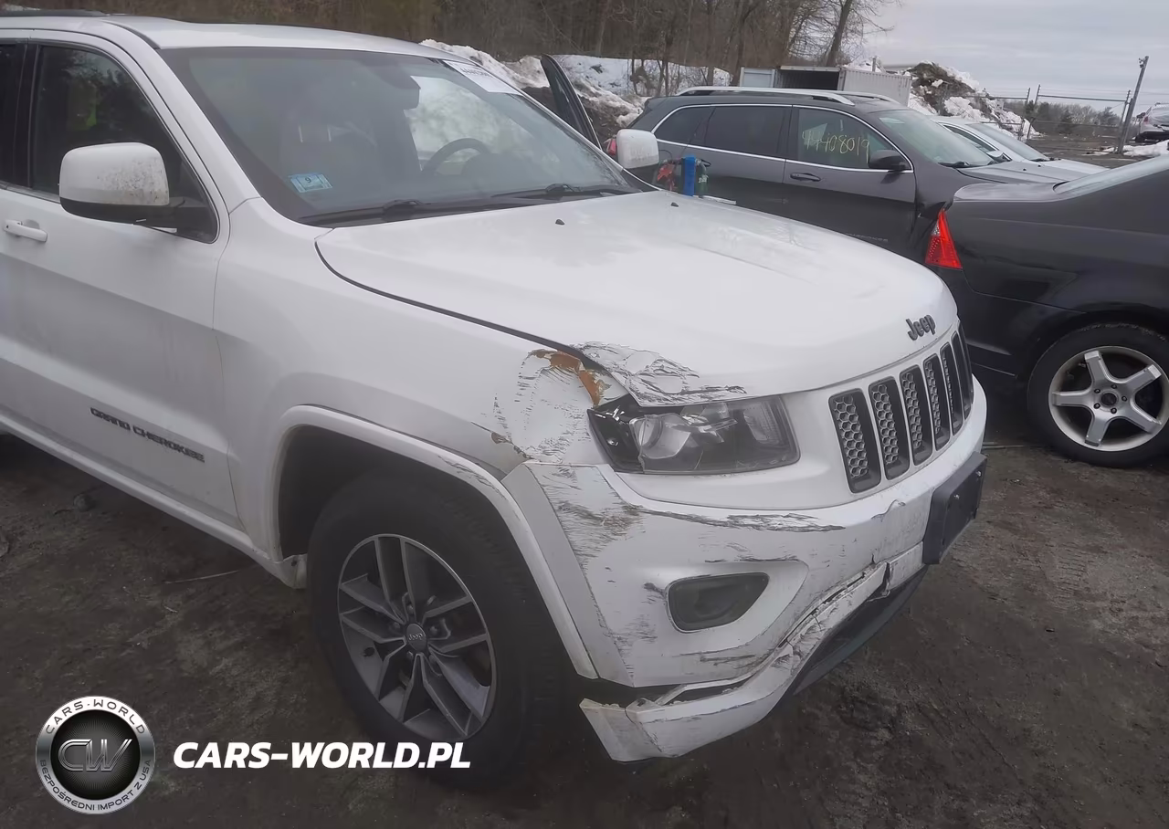 2015 Jeep Grand Cherokee Altitude VIN:1C4RJFAGXFC720755 - 6