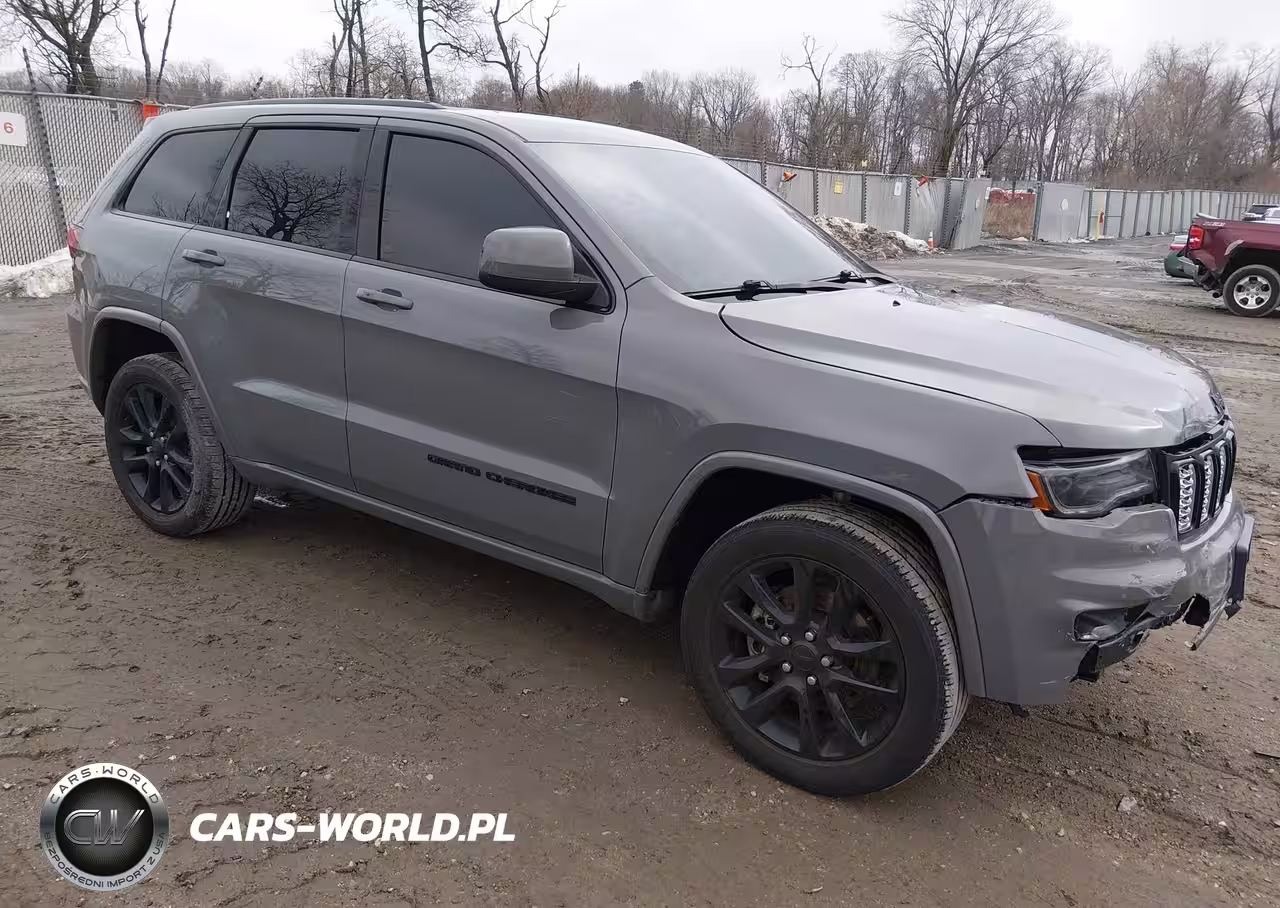 2021 Jeep Grand Cherokee Laredo X 4X4