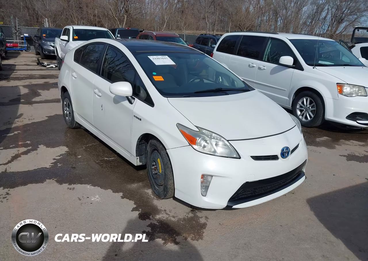 2013 Toyota Prius Three