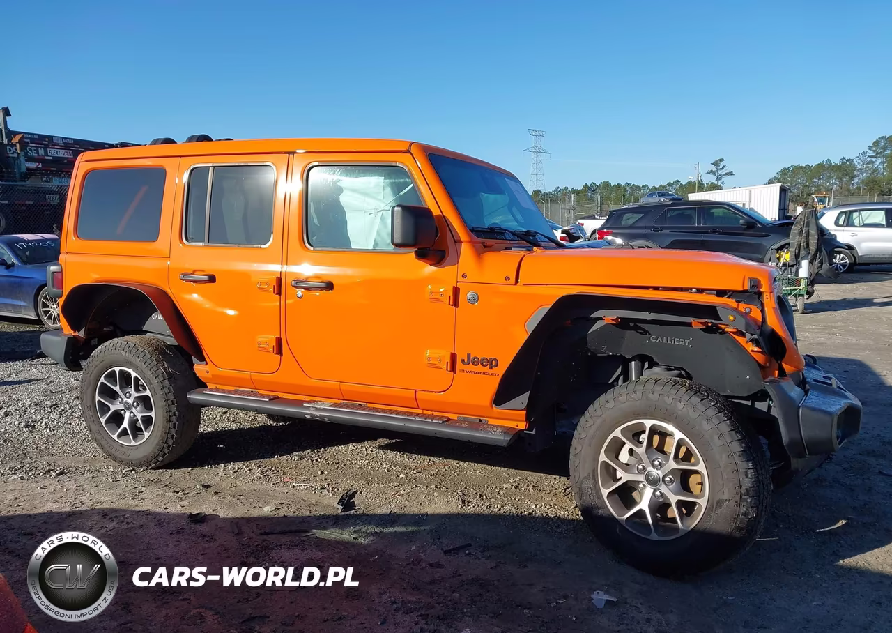 2025 Jeep Wrangler 4-Door Summit 4X4 VIN:1C4PJXDN4SW592660 - 14