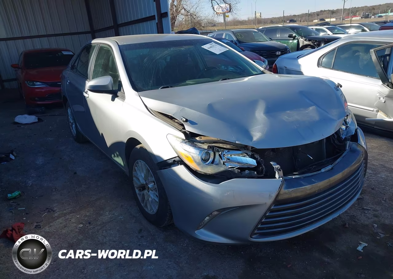 2016 Toyota Camry Le