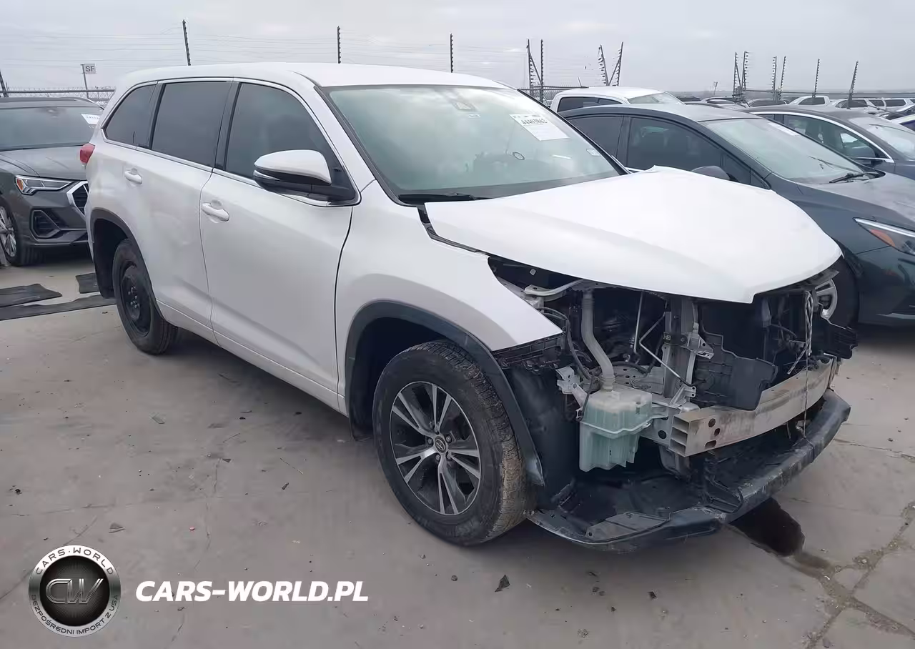 2017 Toyota Highlander Le