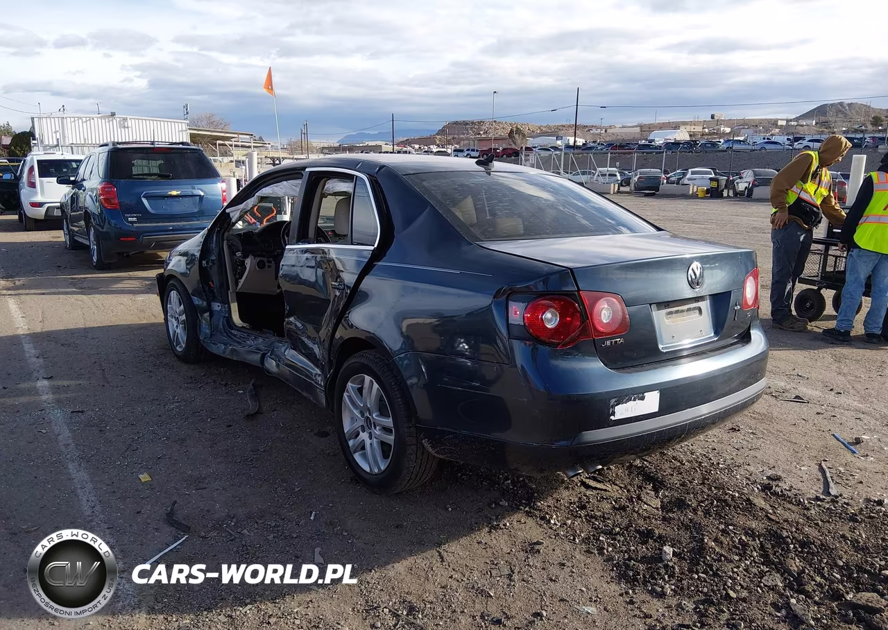 2010 Volkswagen Jetta Tdi VIN:3VWRL7AJ3AM109949 - 3