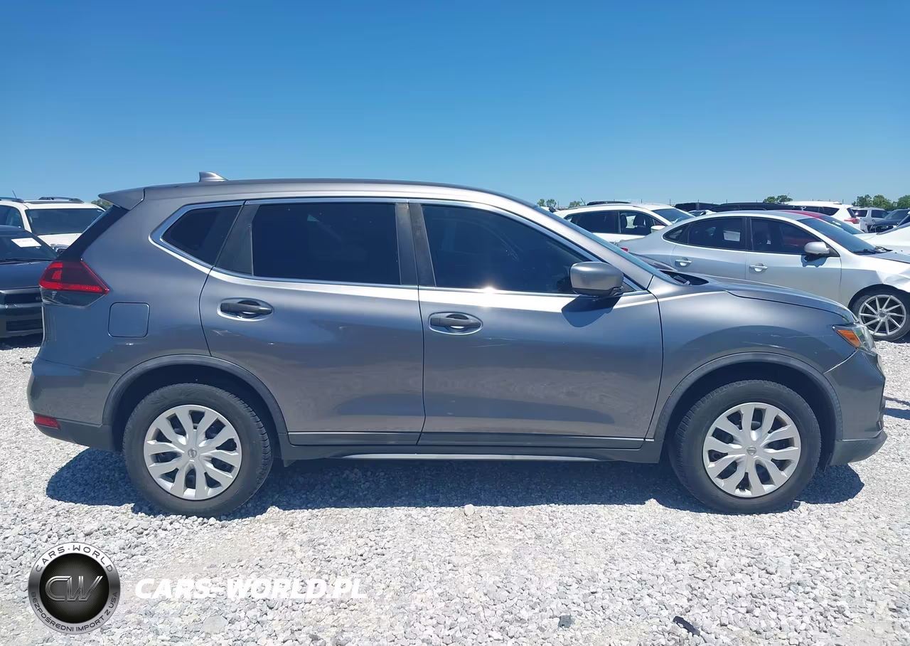 2018 Nissan Rogue S VIN:KNMAT2MT2JP582588 - 14