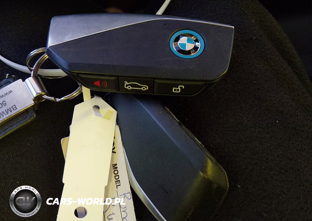 2022 BMW Ix xDrive50 VIN:WB523CF0XNCK55328 - 11