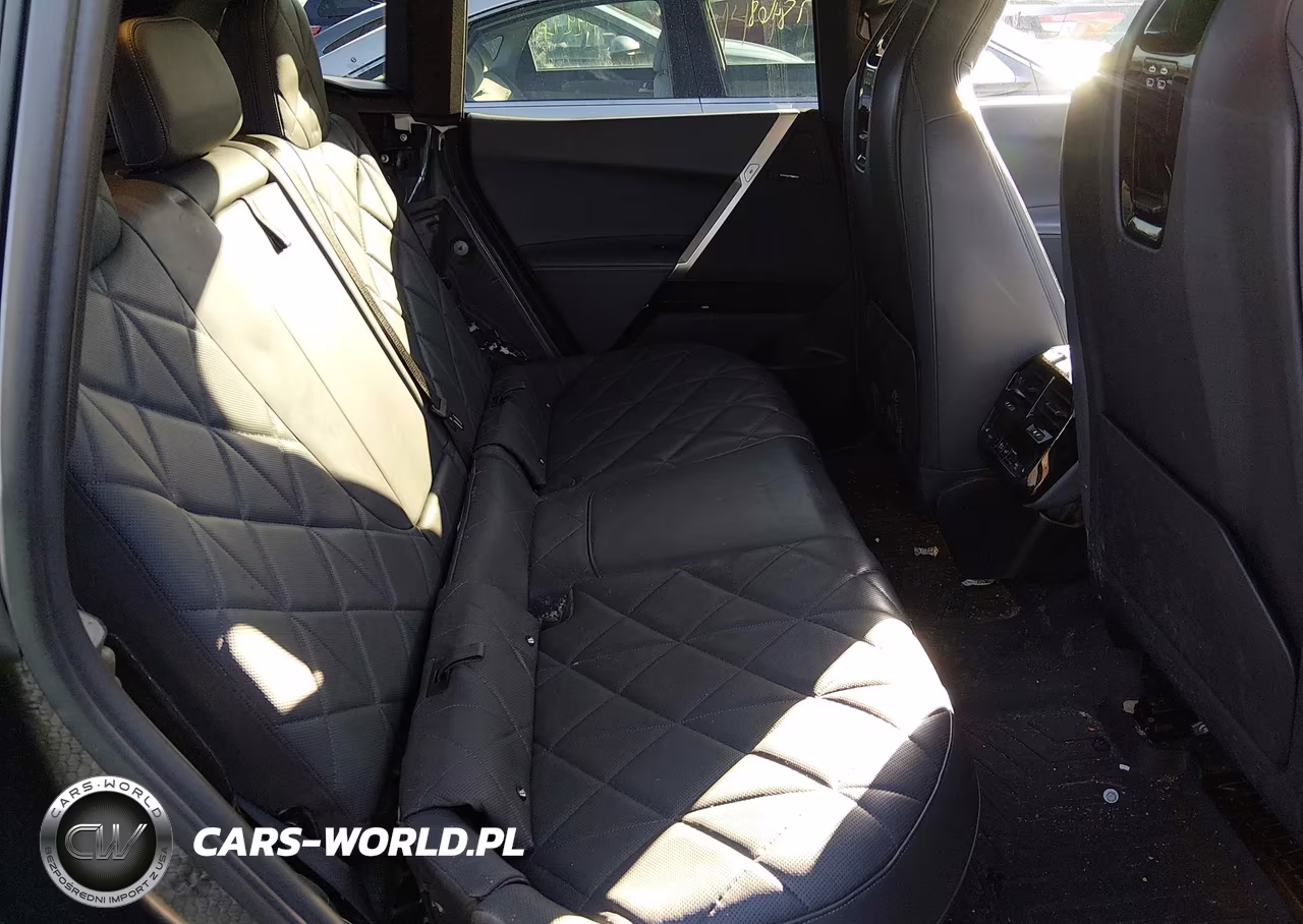 2022 BMW Ix xDrive50 VIN:WB523CF0XNCK55328 - 8