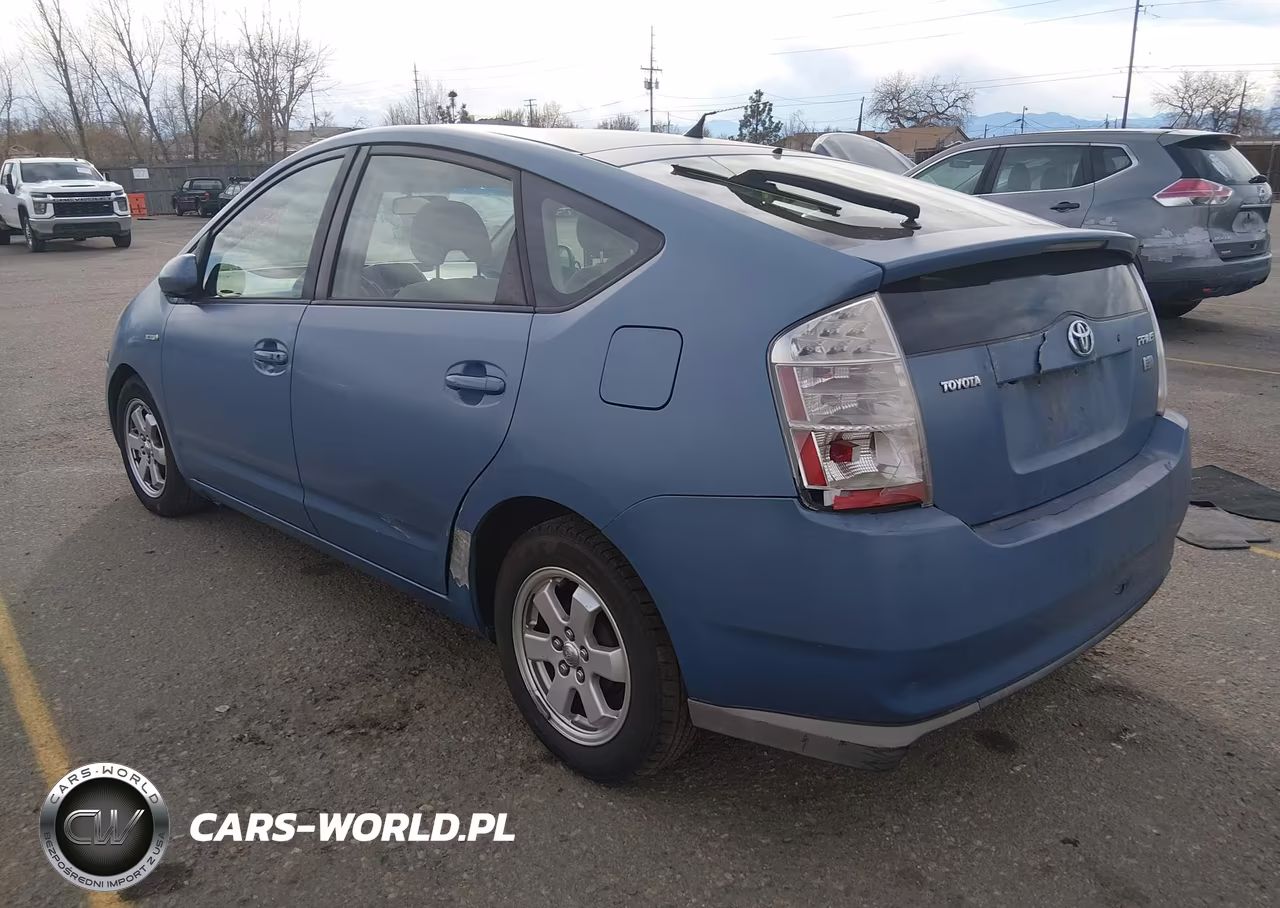 2008 Toyota Prius VIN:JTDKB20UX87713377 - 3