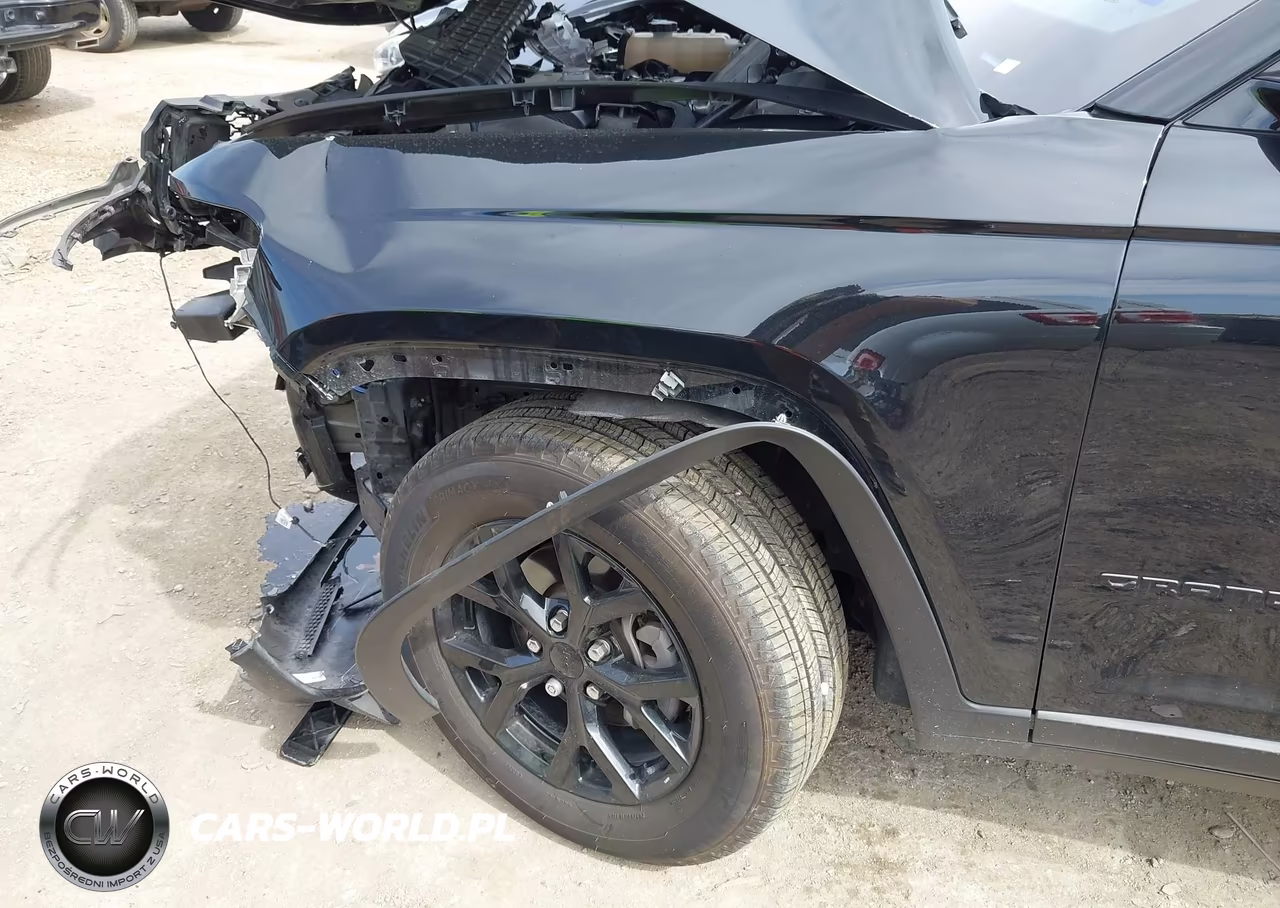 2024 Jeep Grand Cherokee Altitude X 4X2 VIN:1C4RJGAG3RC206661 - 19