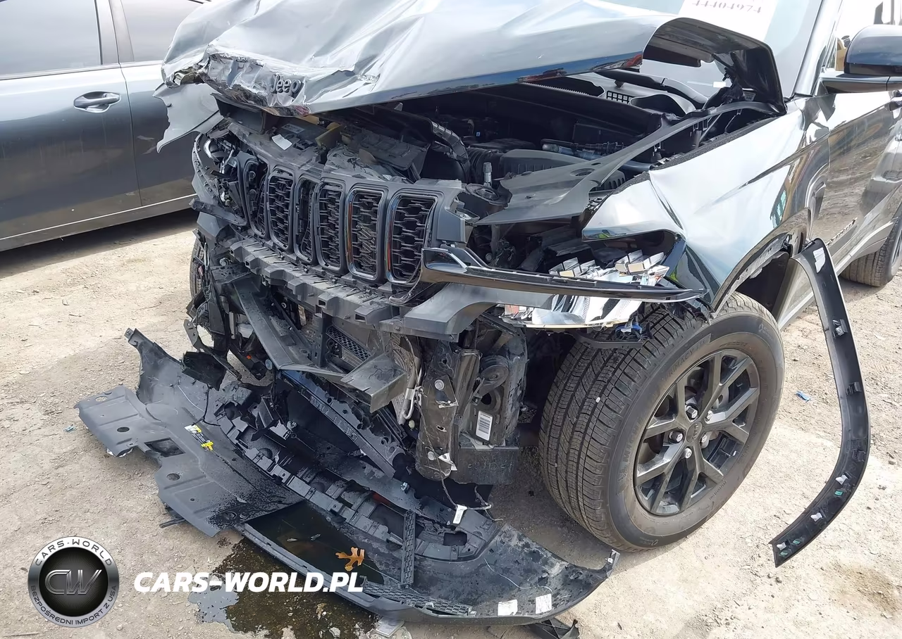 2024 Jeep Grand Cherokee Altitude X 4X2 VIN:1C4RJGAG3RC206661 - 20