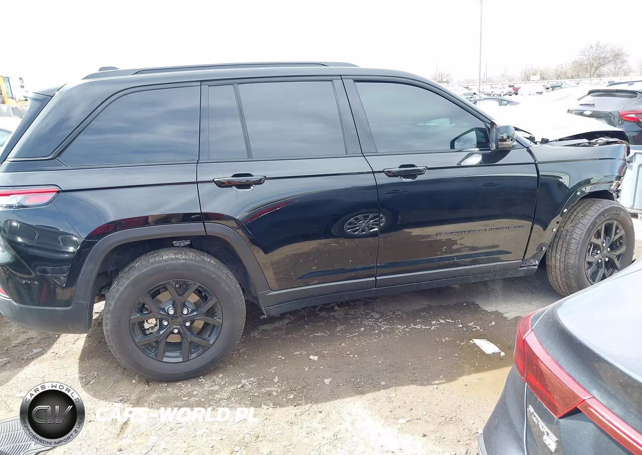 2024 Jeep Grand Cherokee Altitude X 4X2 VIN:1C4RJGAG3RC206661 - 4