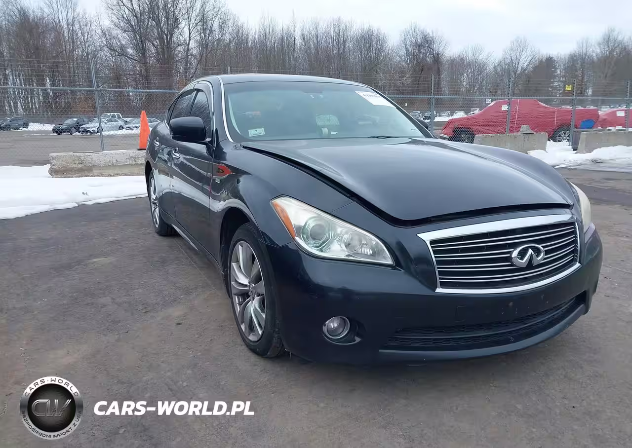 2011 Infiniti M56X
