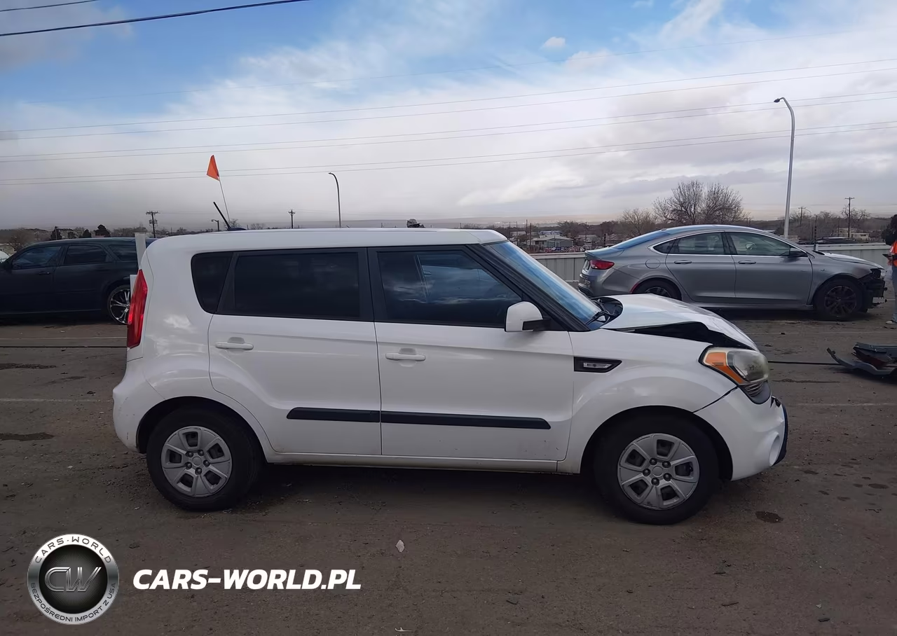 2012 Kia Soul VIN:KNDJT2A50C7403067 - 13