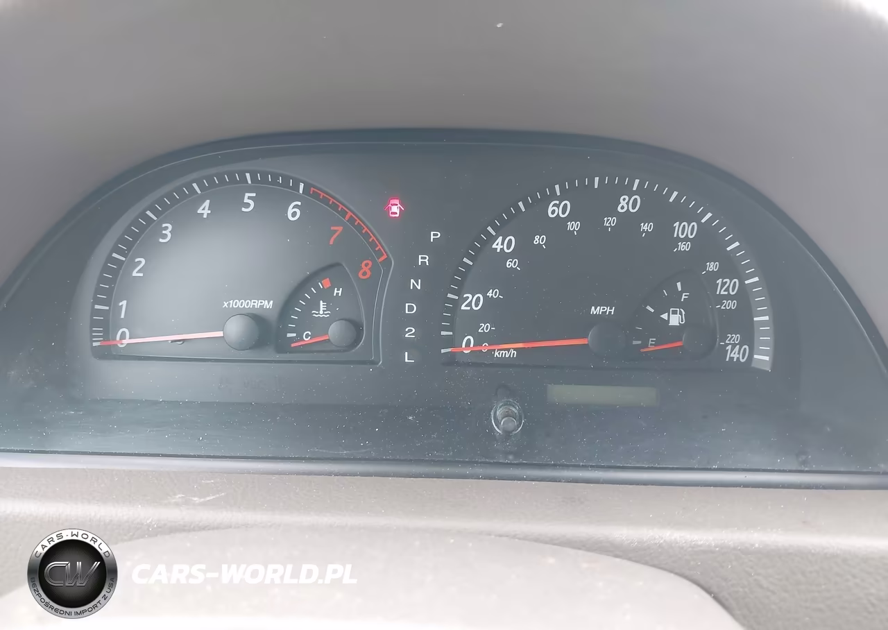 2002 Toyota Camry Le VIN:JTDBE32K320127970 - 7