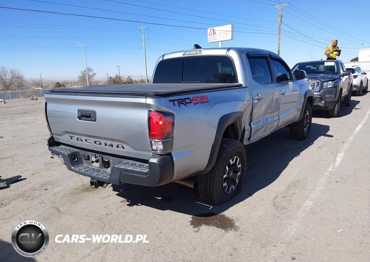 2022 Toyota Tacoma Trd Off Road VIN:3TMCZ5AN3NM495731 - 4