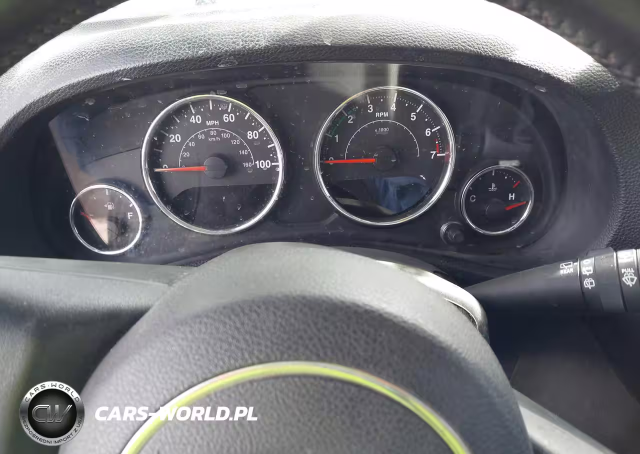 2014 Jeep Wrangler Unlimited Rubicon VIN:1C4BJWFG2EL272200 - 7