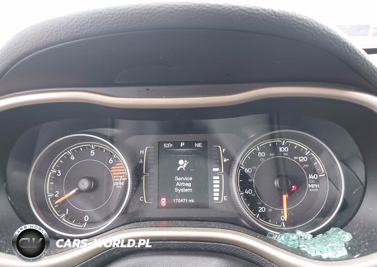 2016 Jeep Cherokee Latitude VIN:1C4PJLCB6GW110598 - 7
