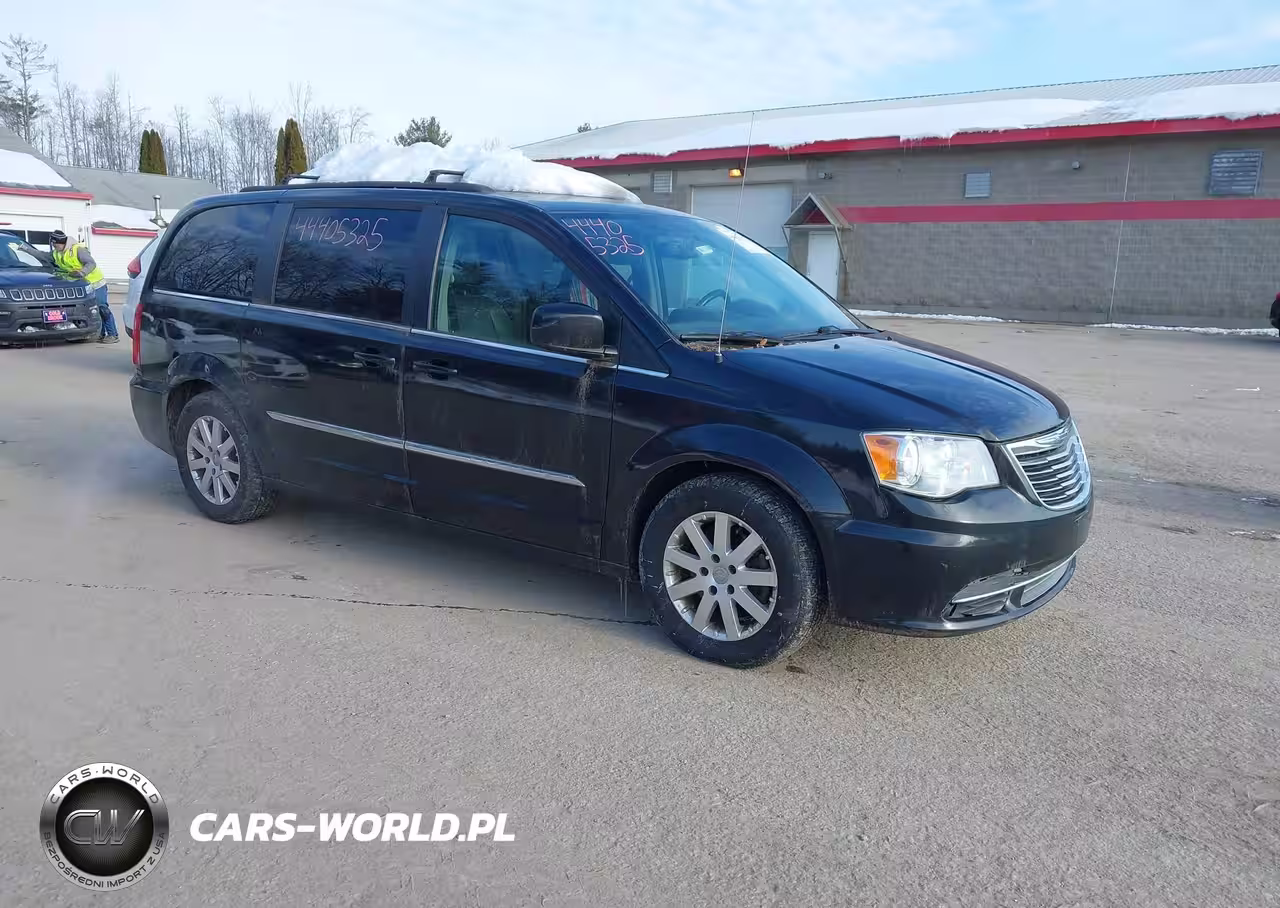 2015 Chrysler Town & Country Touring