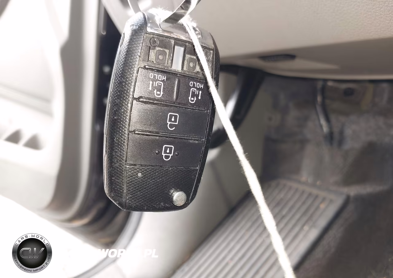 2015 Kia Sedona Lx VIN:KNDMB5C11F6043751 - 11