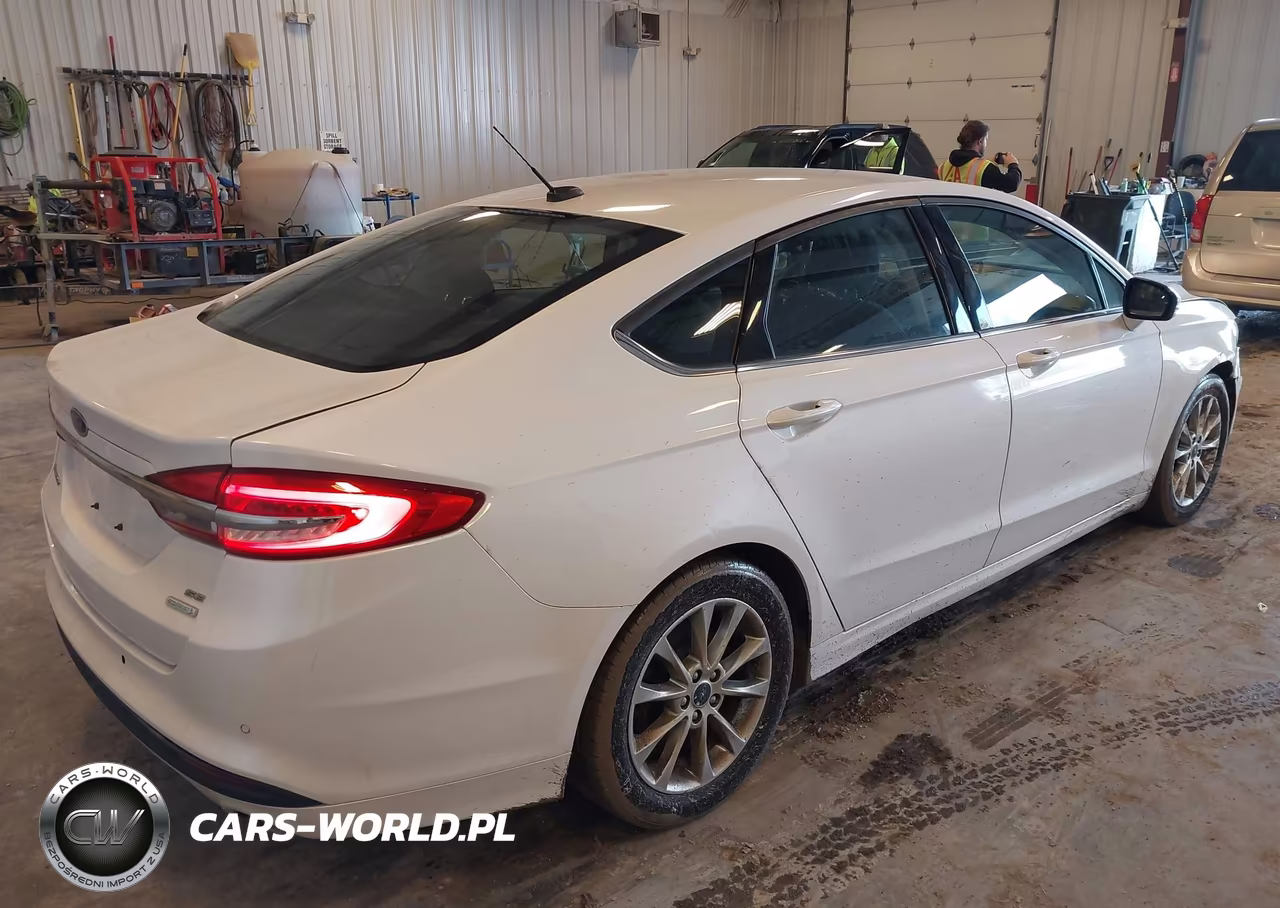 2017 Ford Fusion Se VIN:3FA6P0HD9HR353822 - 4