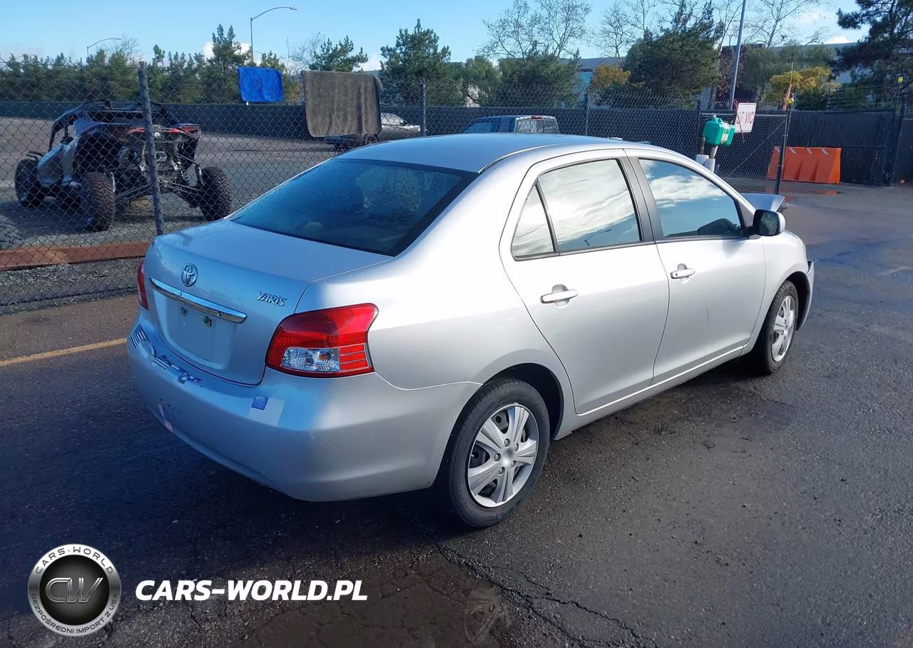 2012 Toyota Yaris VIN:JTDBT4K34CL030913 - 4