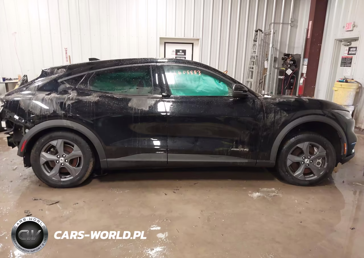 2022 Ford Mustang Mach-E Select VIN:3FMTK1SS6NMA18448 - 12